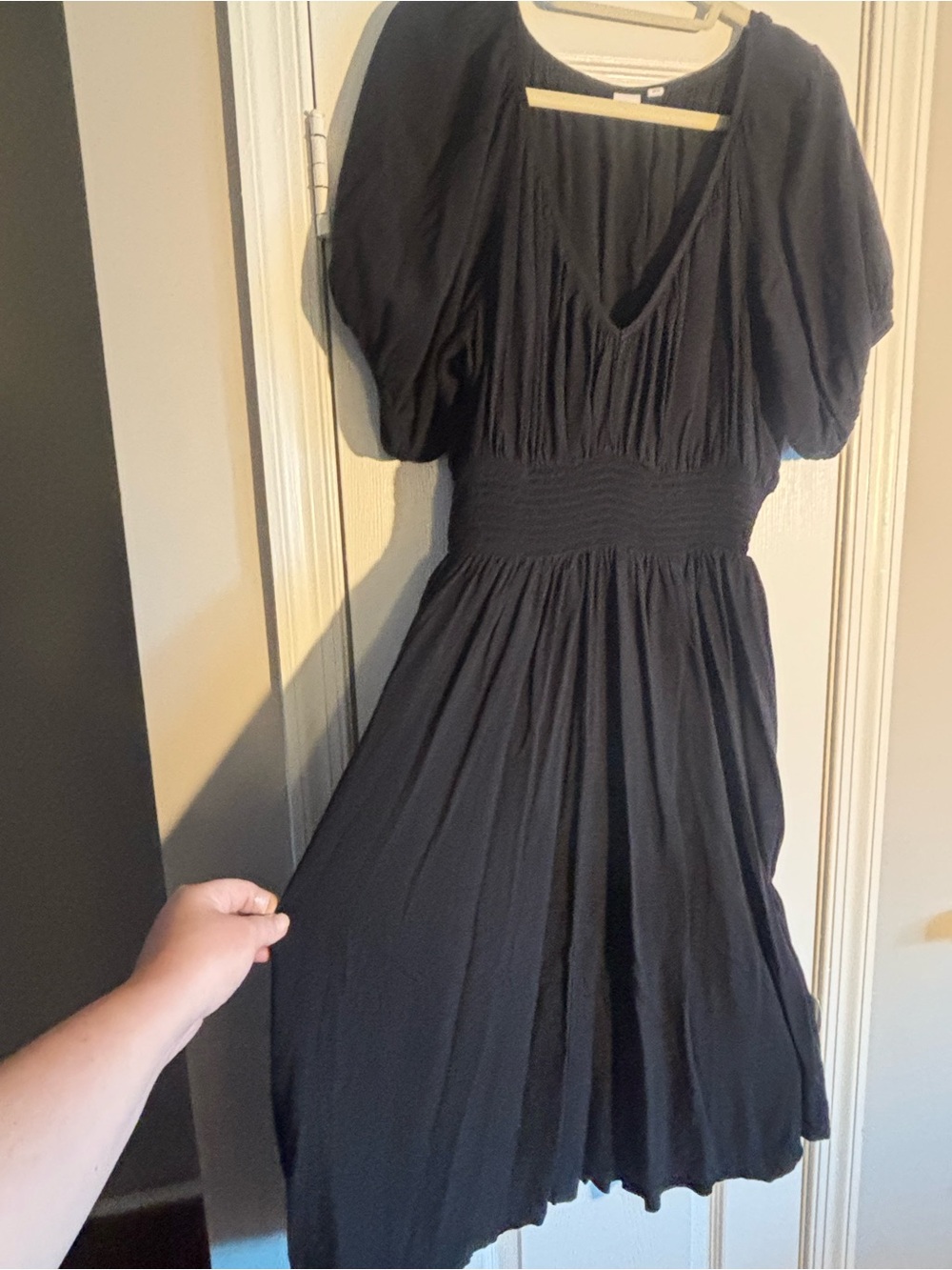 GAP Black Midi Dress with Puff Sleeves/ Daytime Dress / Classic Black Dress / XL - Picture 2 of 5